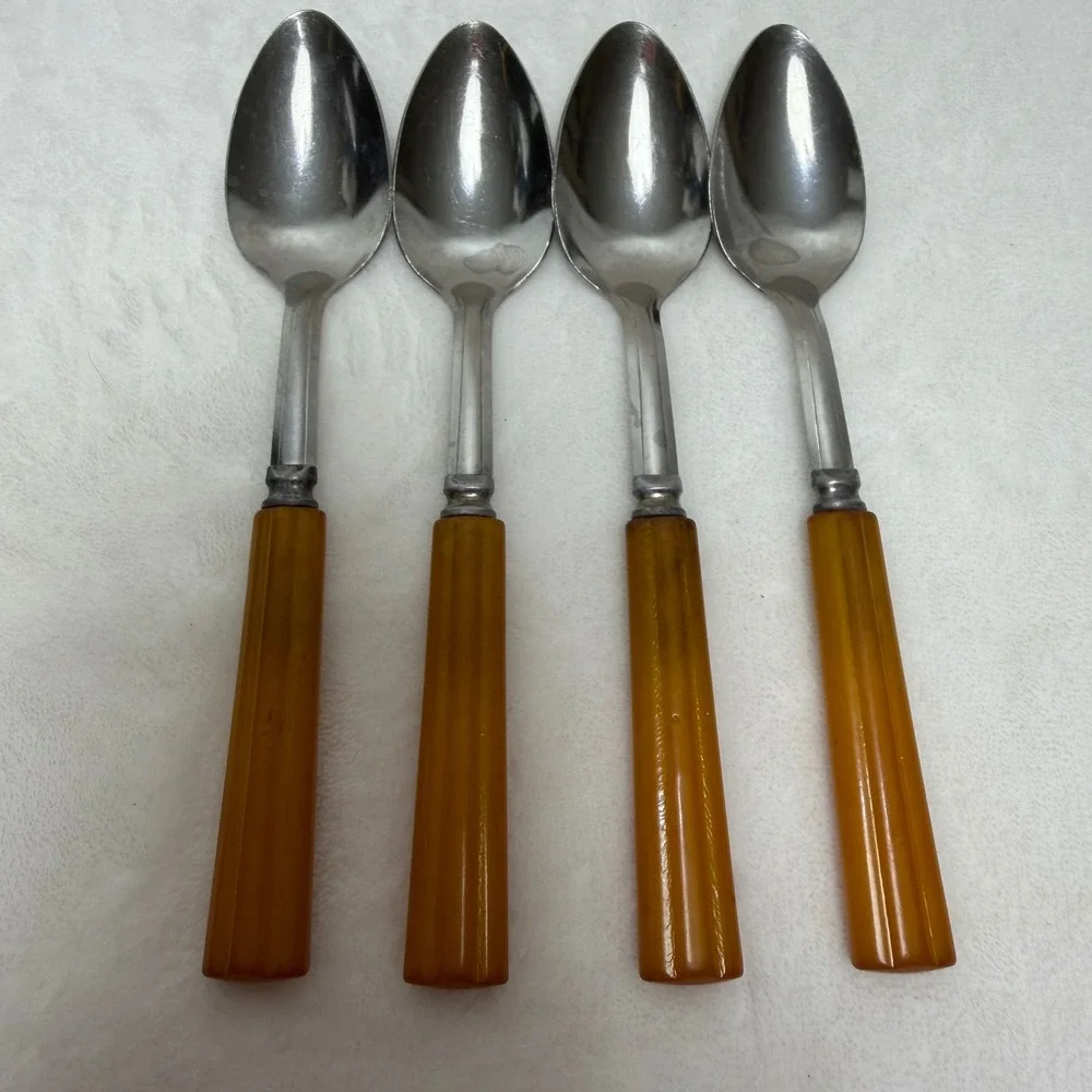 VTG Set of 4 Teaspoons Butterscotch Bakelite Amber Handles‎ MCM Style Farmhouse
